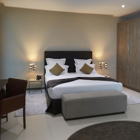 Elbo Suites Brazzaville Ngoại thất bức ảnh